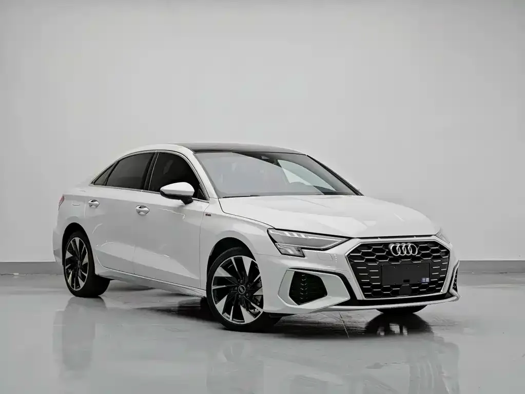 Audi A3 — фото 2