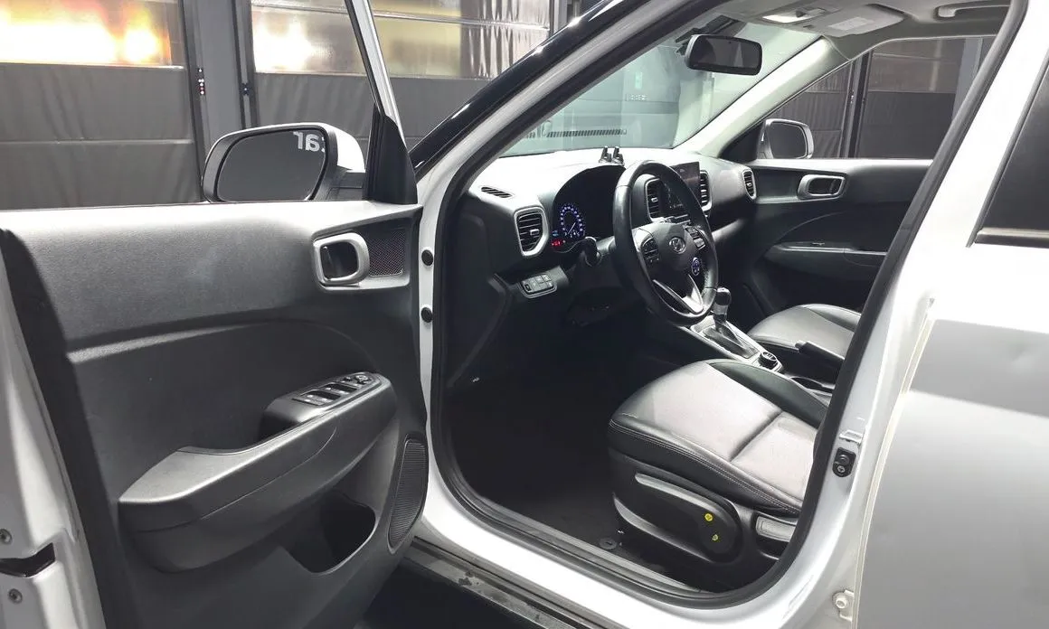 Hyundai Venue 2022 из KR, фото 8