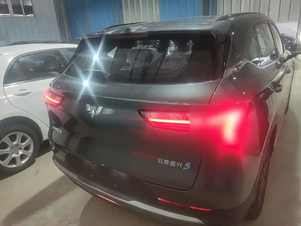 Wuling Xingguang S — фото 2