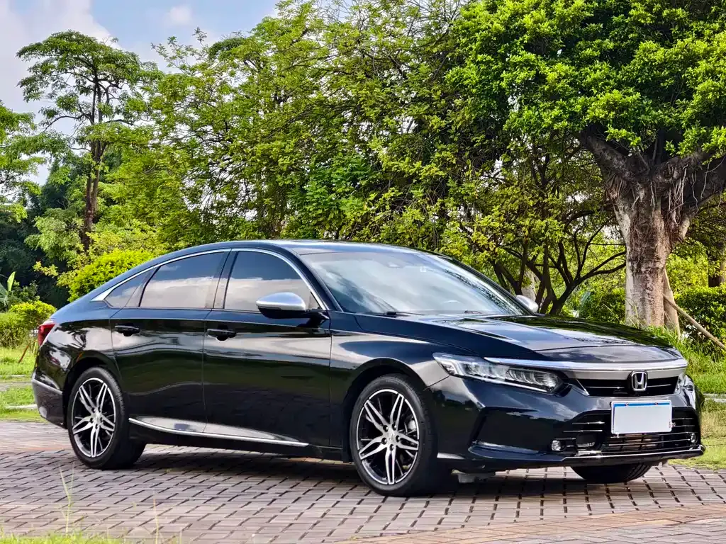 Honda Inspire — фото 10