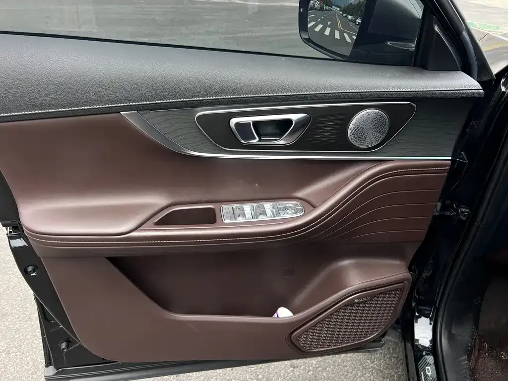 Chery Tiggo 8 PRO — фото 2