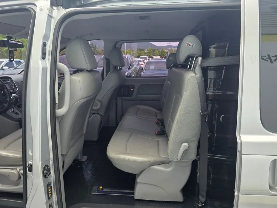 Hyundai Starex 2021 из KR, фото 7