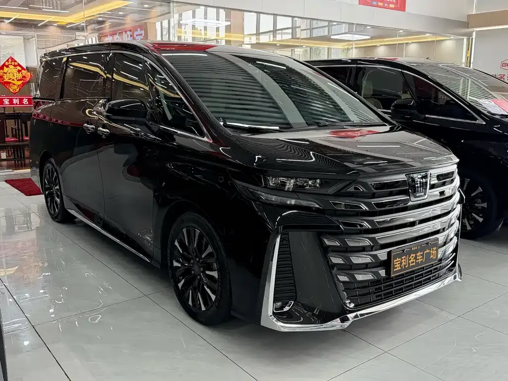 Toyota Vellfire — фото 5