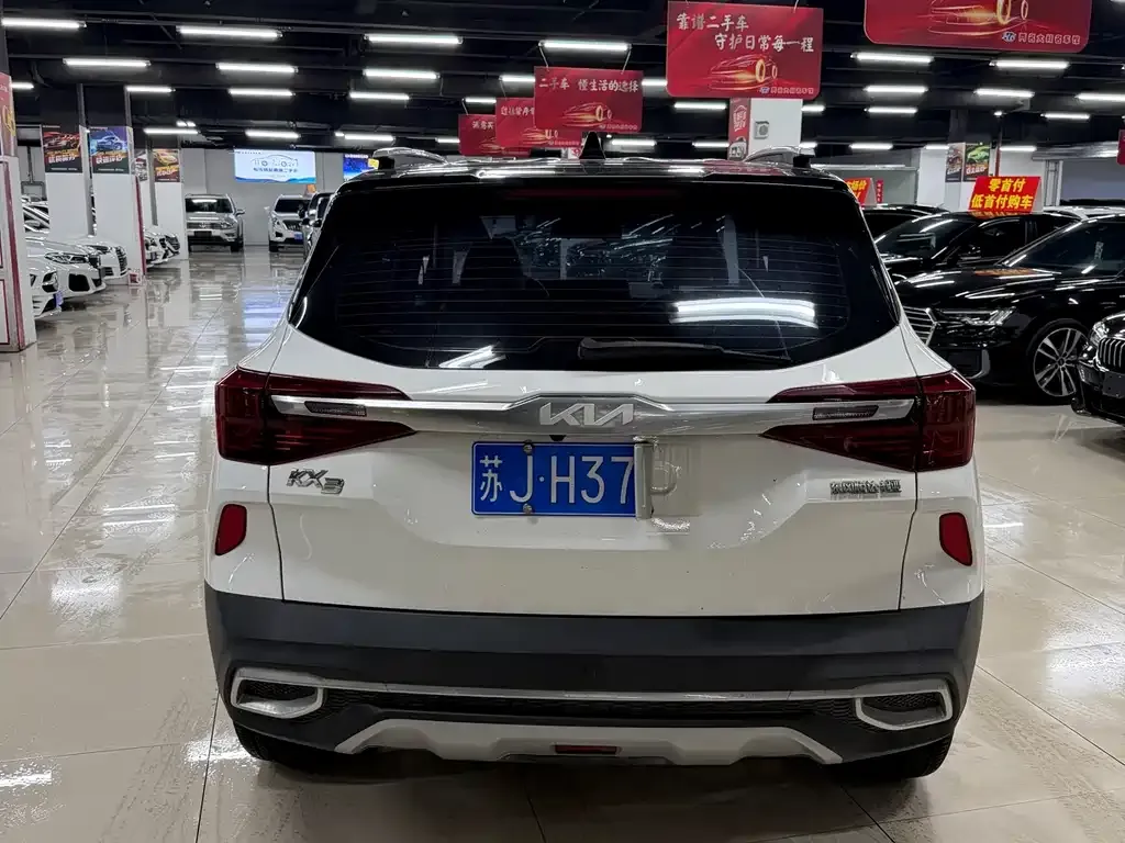 Kia KX3 2022 из CN, фото 6