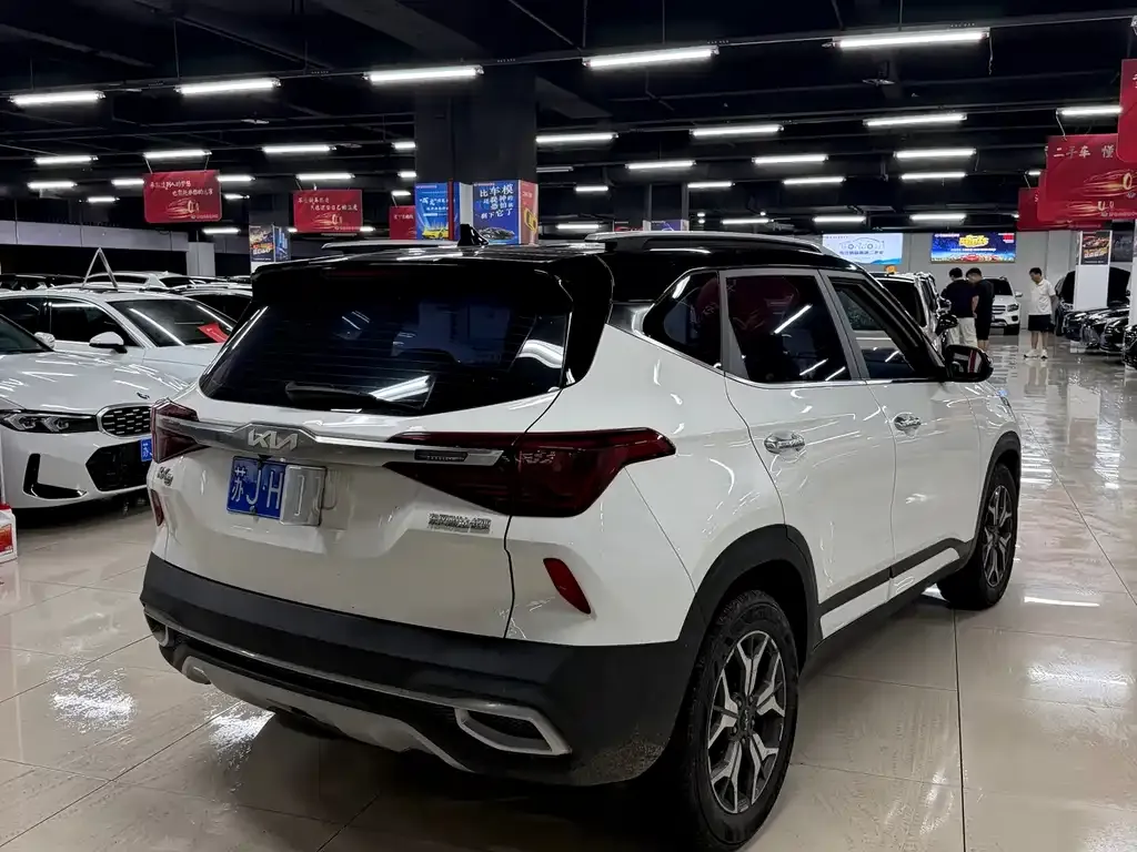 Kia KX3 2022 из CN, фото 7