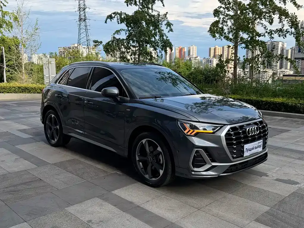 Audi Q3 — фото 8