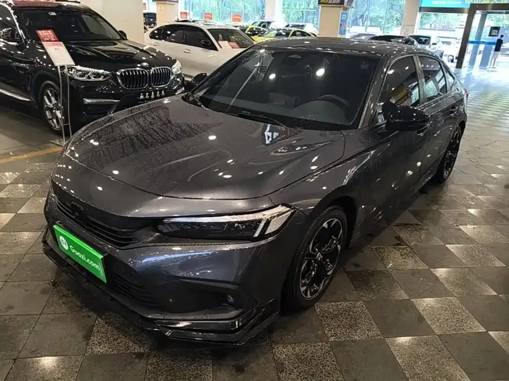 Honda Civic — фото 1