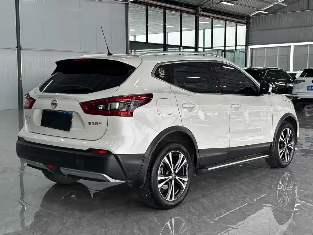 Nissan Qashqai — фото 3