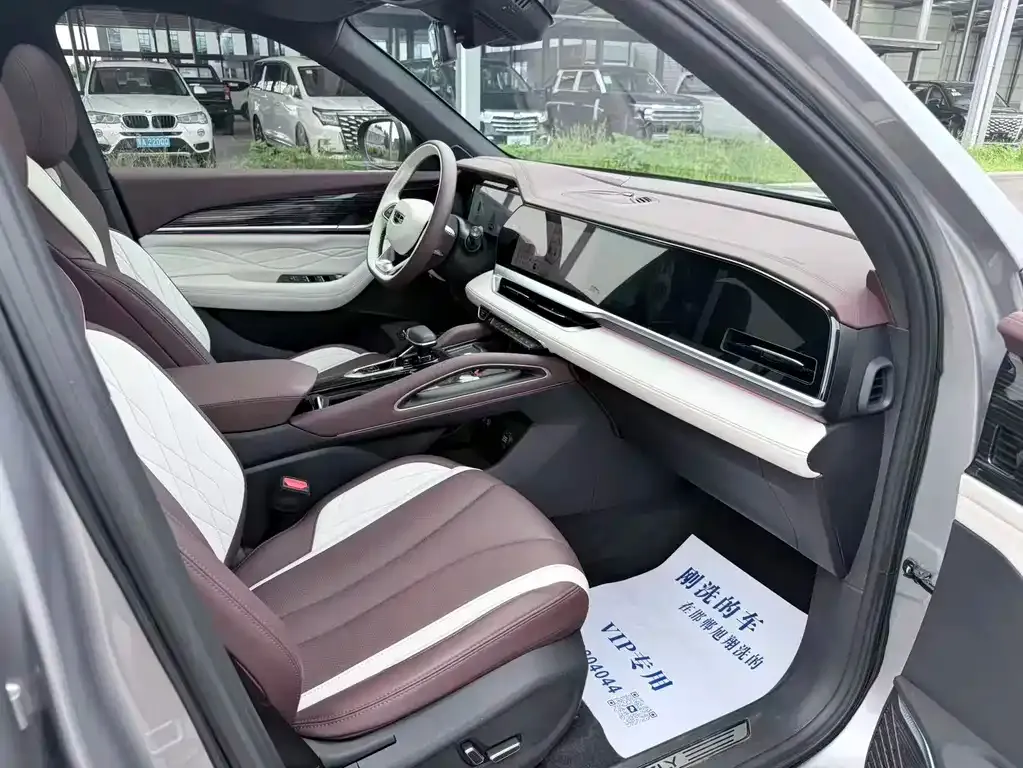 Geely Xingyue L — фото 4