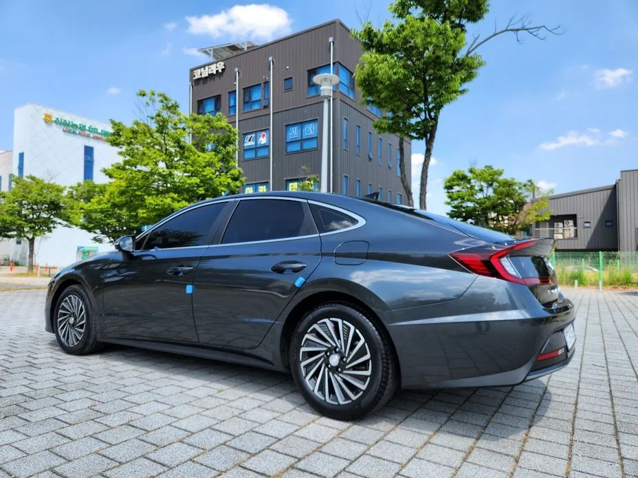 Hyundai Sonata 2023 из KR, фото 3