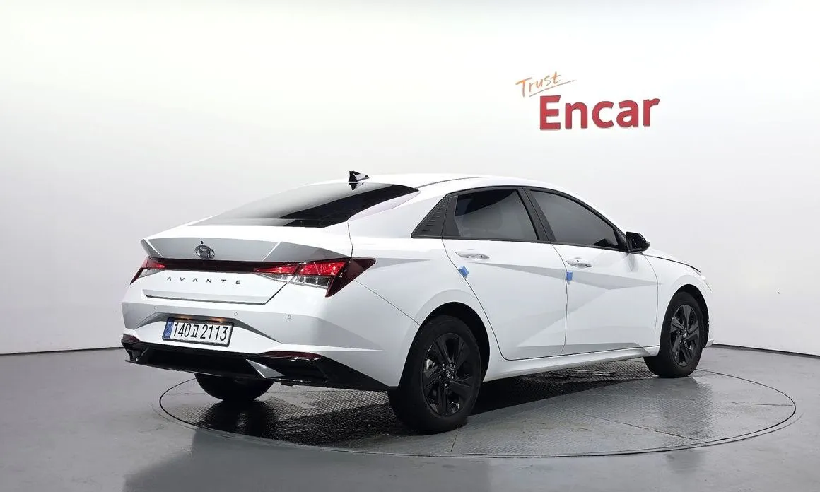Hyundai AVANTE — фото 4