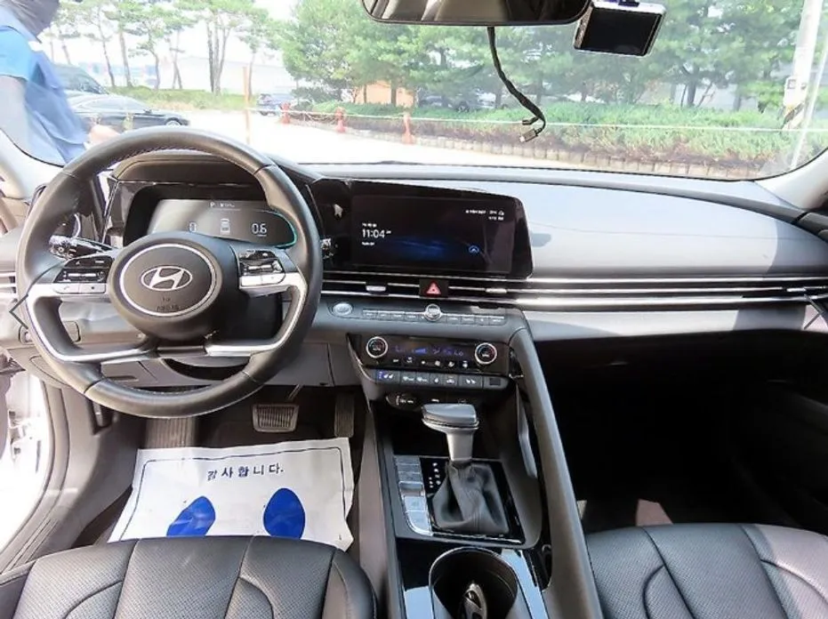 Hyundai AVANTE — фото 5