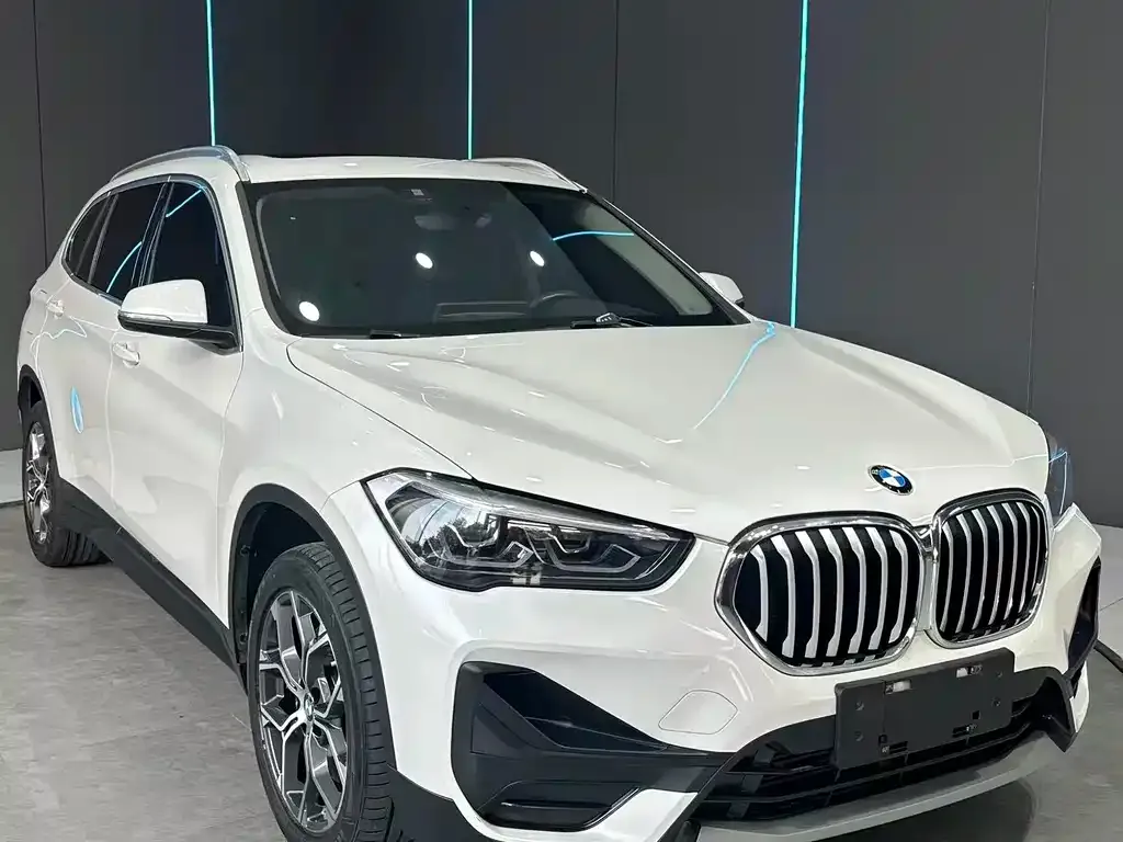 BMW X1 — фото 3