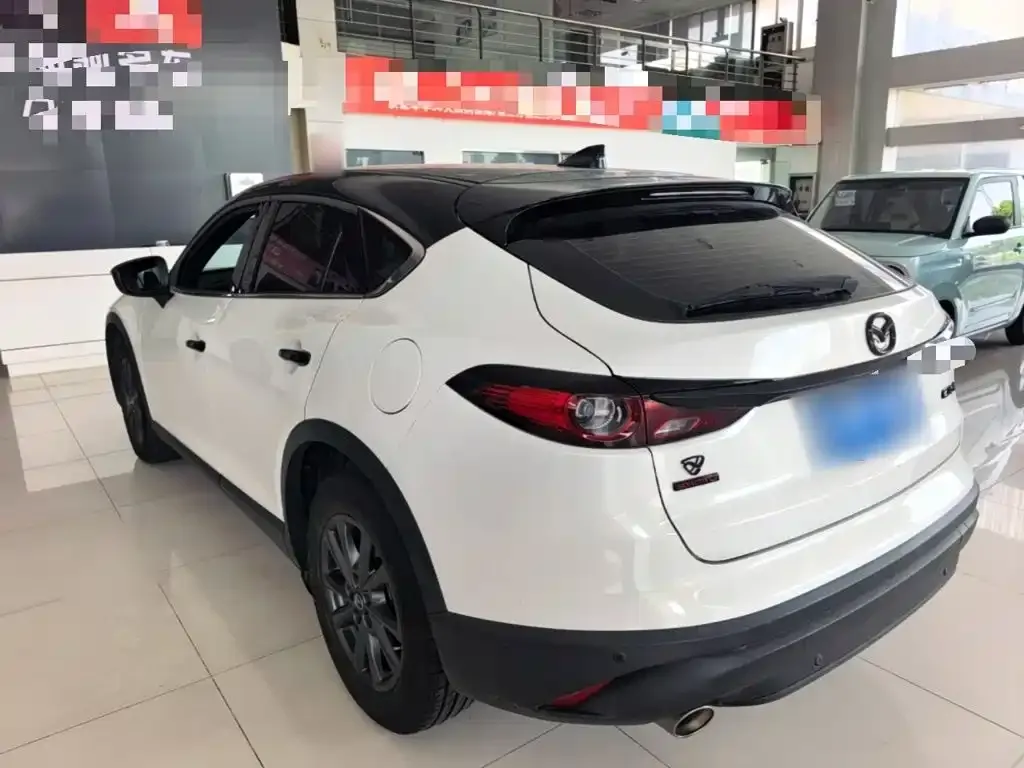 Mazda CX-4 — фото 8