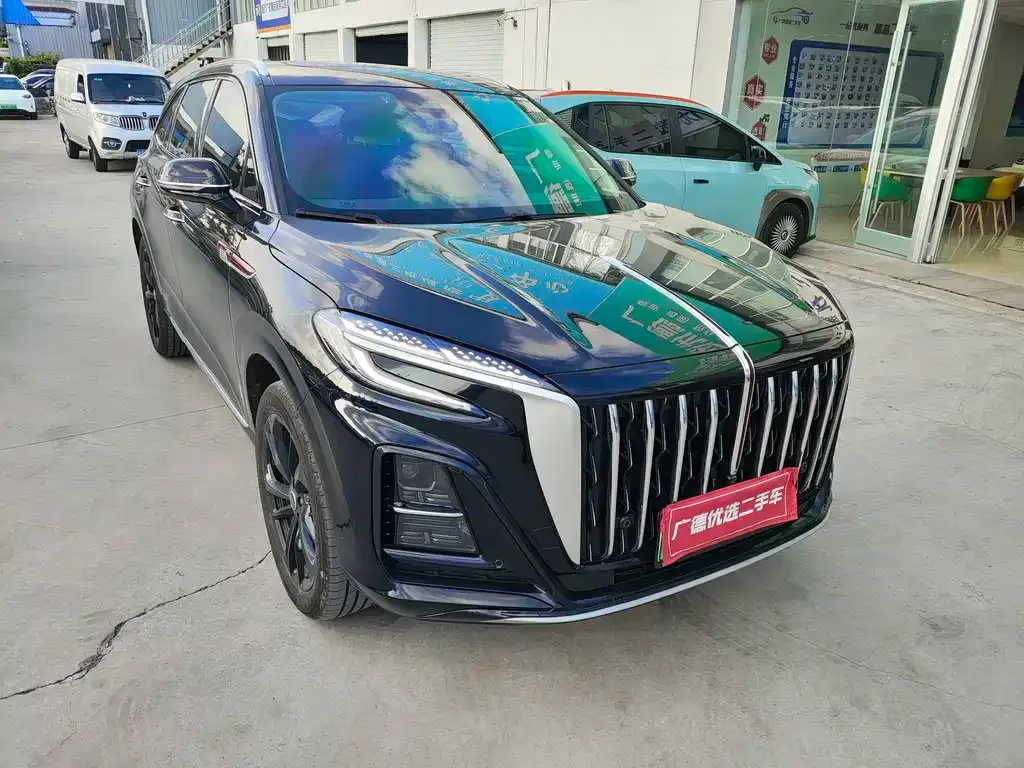 Hongqi HS3 PHEV — фото 1
