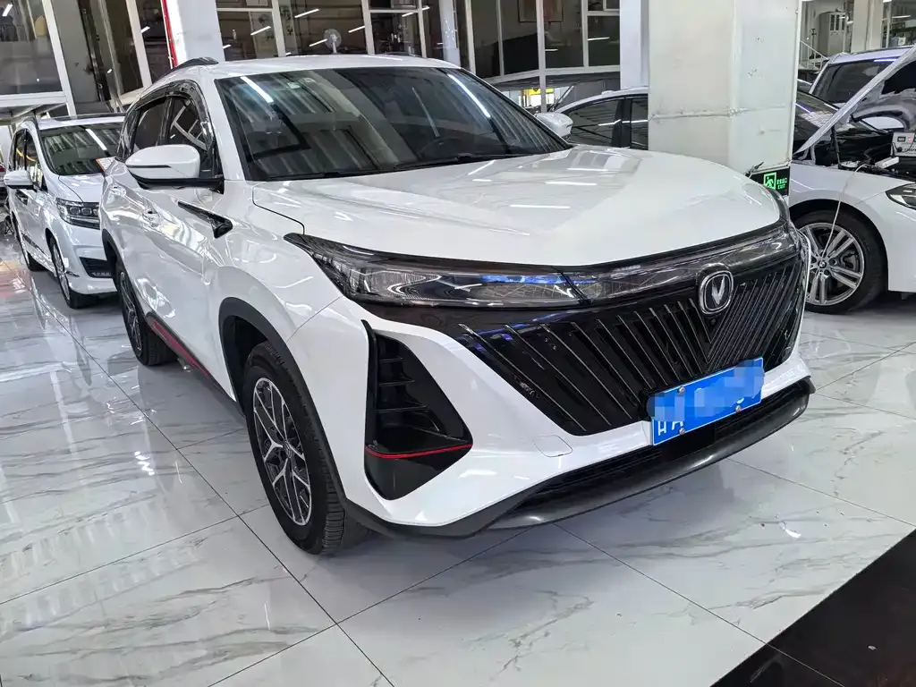 Changan CS75PLUS — фото 2