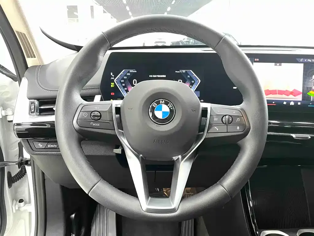 BMW X1 — фото 6