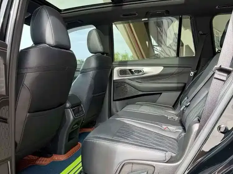 GAC Motor Trumpchi GS8 — фото 2