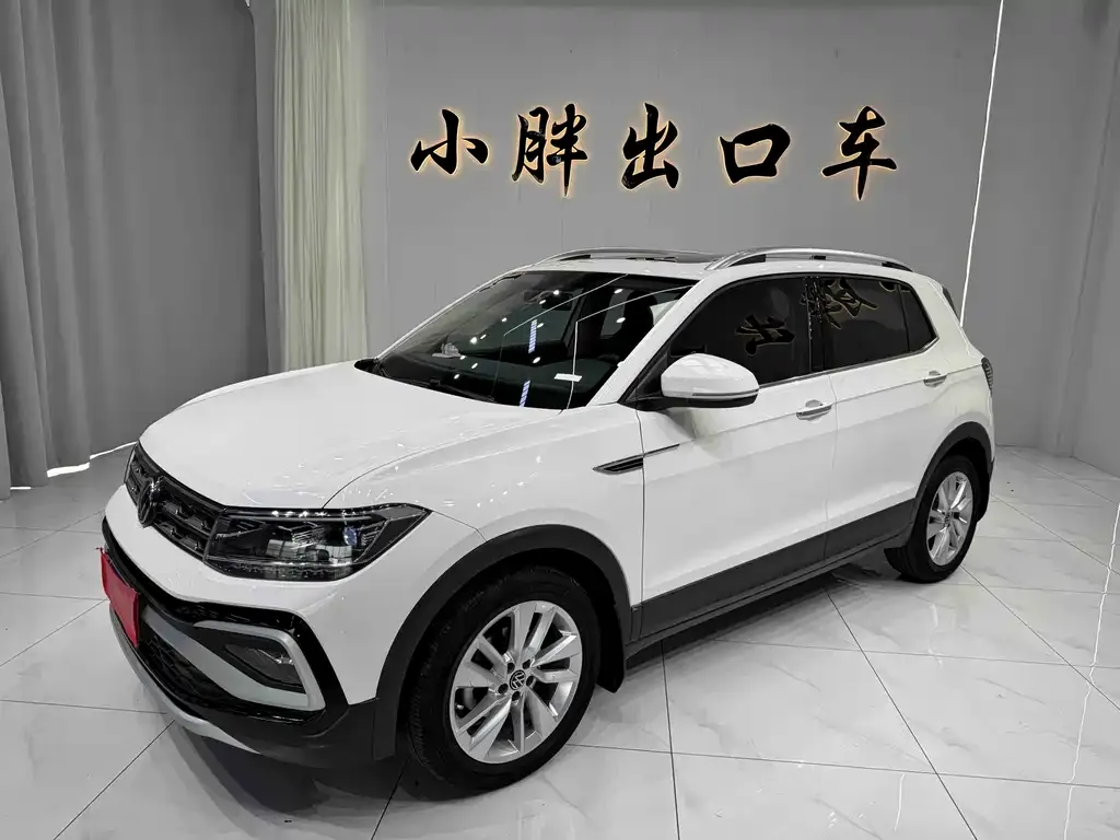 Volkswagen T-Cross — фото 1