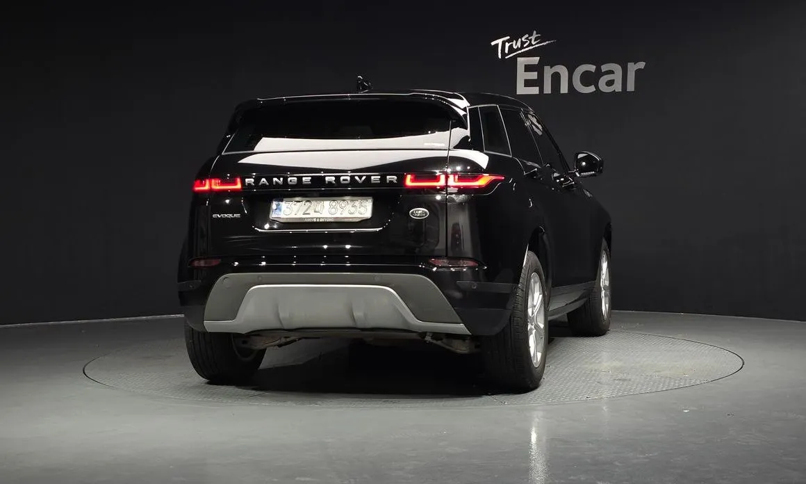 Land Rover Range Rover Evoque — фото 7