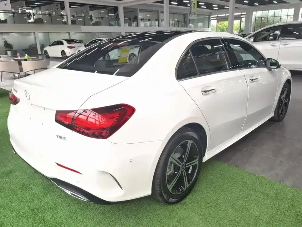 Mercedes-Benz A-Class — фото 4