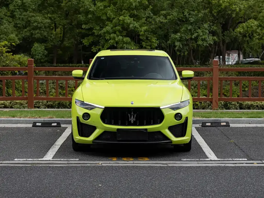 Maserati Levante — фото 4