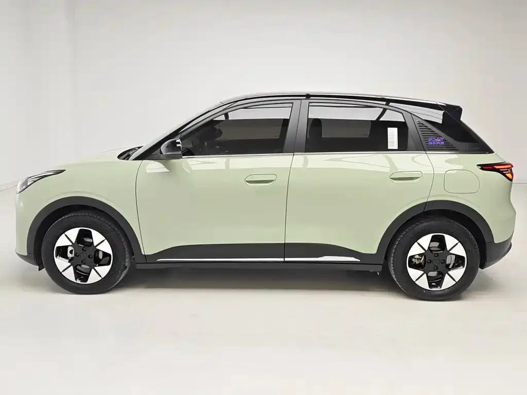 Geely Starburst — фото 2