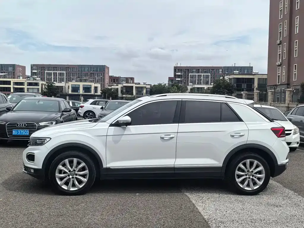 Volkswagen T-Roc 2021 из CN, фото 10