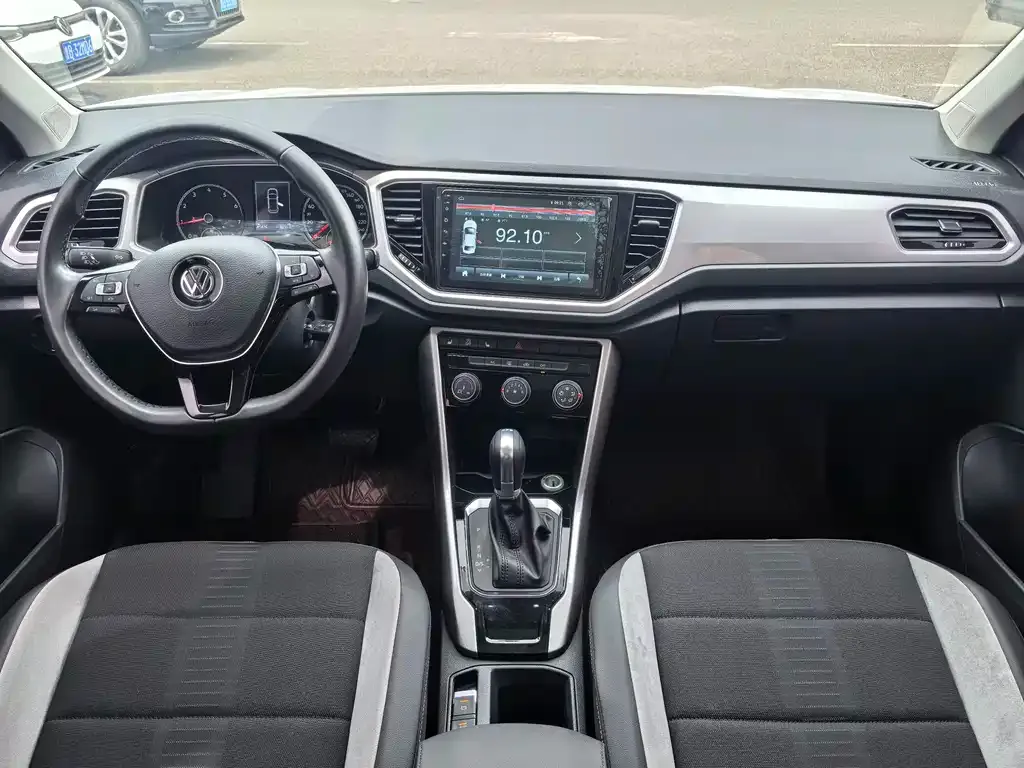 Volkswagen T-Roc 2021 из CN, фото 9