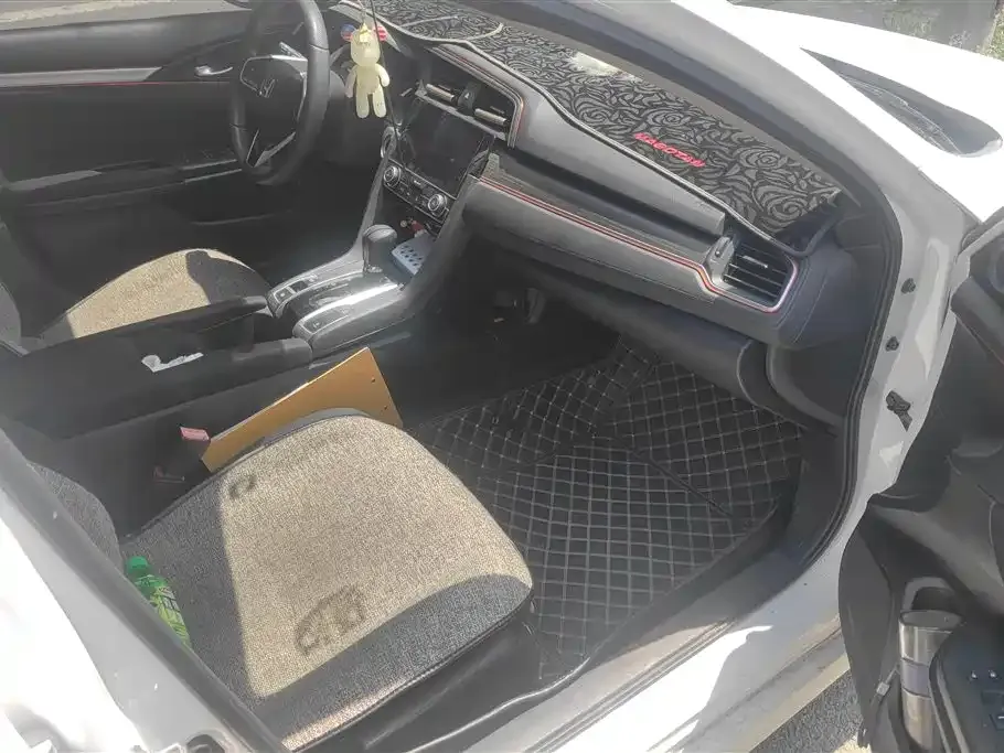 Honda Civic — фото 8