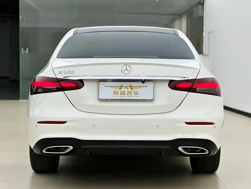 Mercedes-Benz E-Class (Import) — фото 9