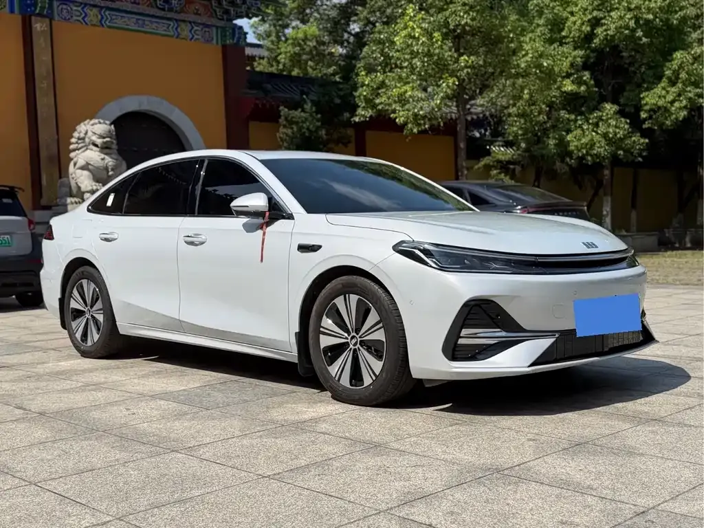 Geely 银河A7 EM 2025 из CN, фото 9