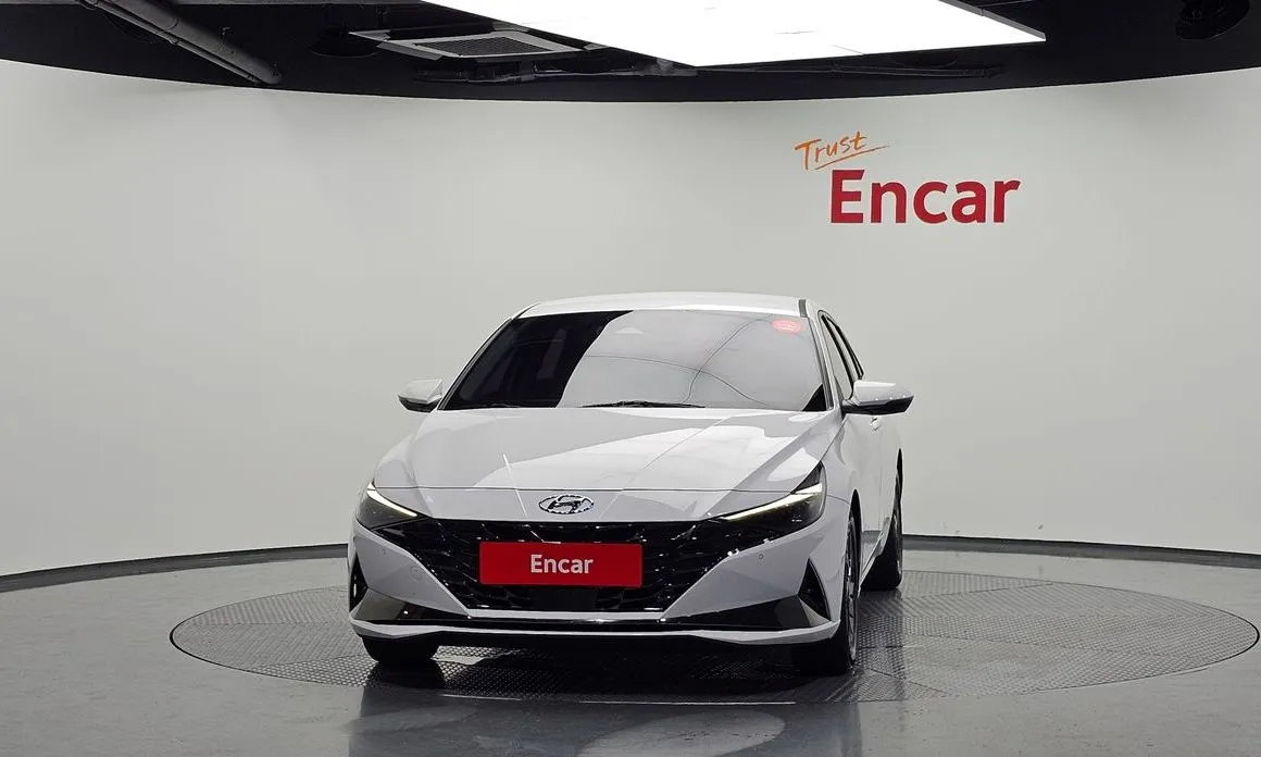 Hyundai AVANTE — фото 3