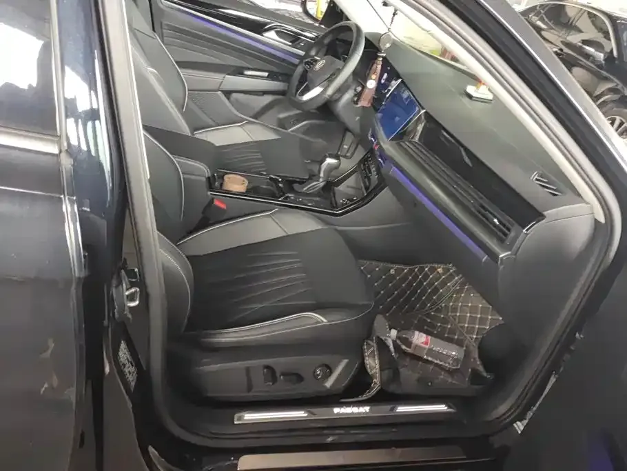 Volkswagen Passat — фото 5