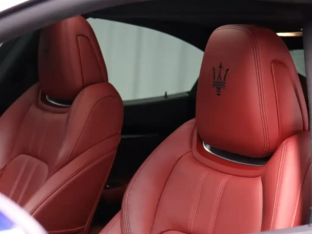 Maserati Ghibli — фото 6