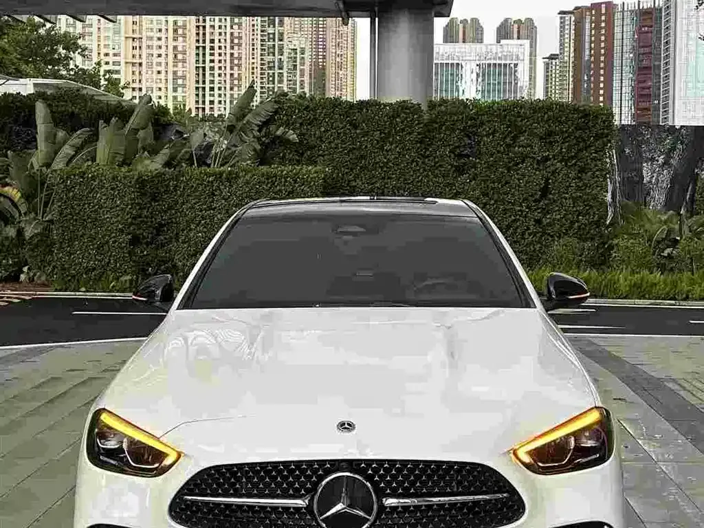 Mercedes-Benz C-Class — фото 1
