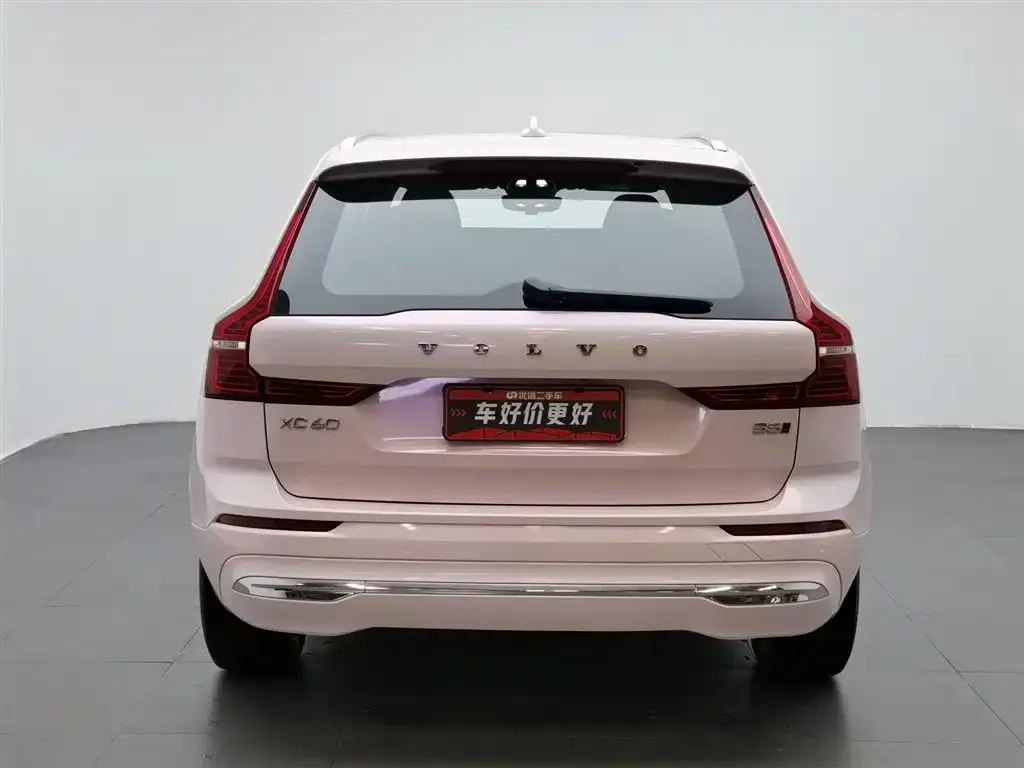 Volvo XC60 — фото 2