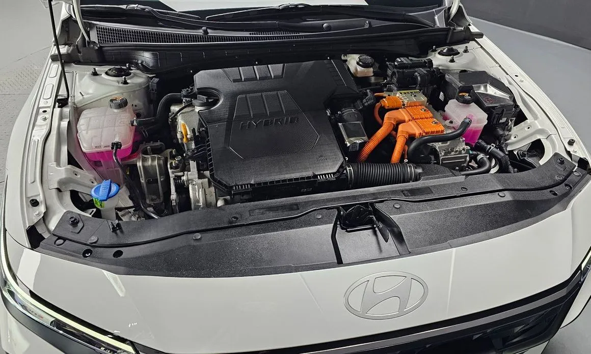 Hyundai AVANTE — фото 4