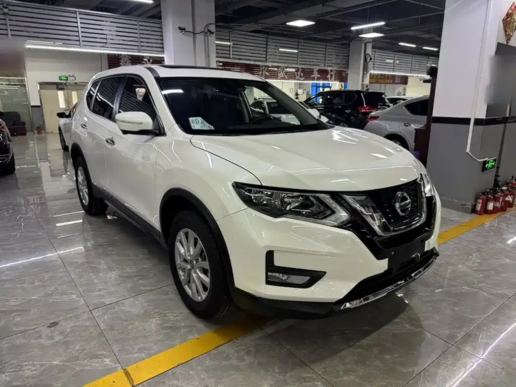 Nissan X-Trail — фото 9
