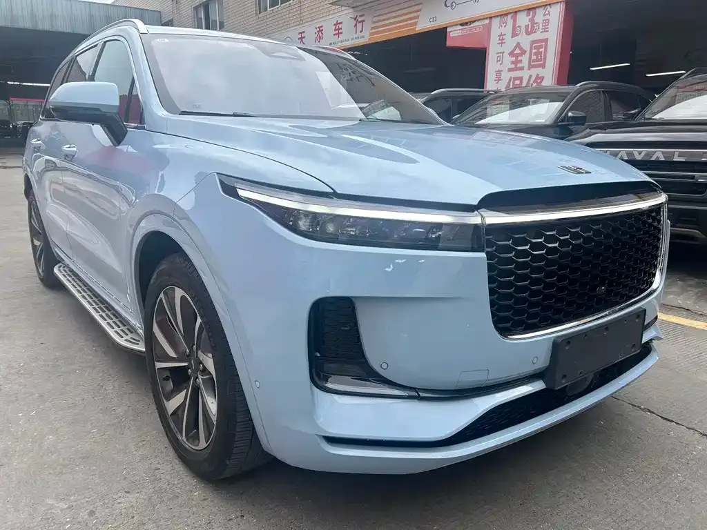 Li Auto ONE