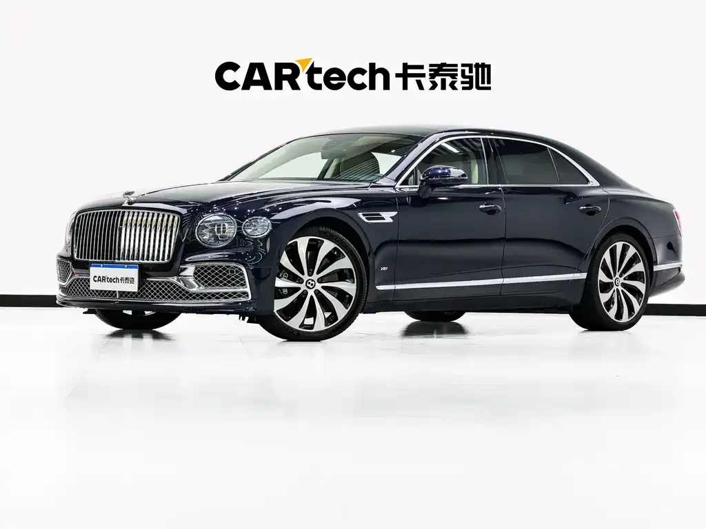 Bentley Flying Spur — фото 1
