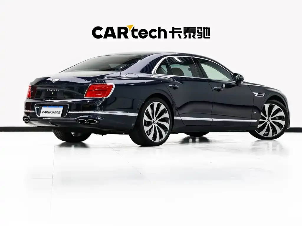 Bentley Flying Spur — фото 2