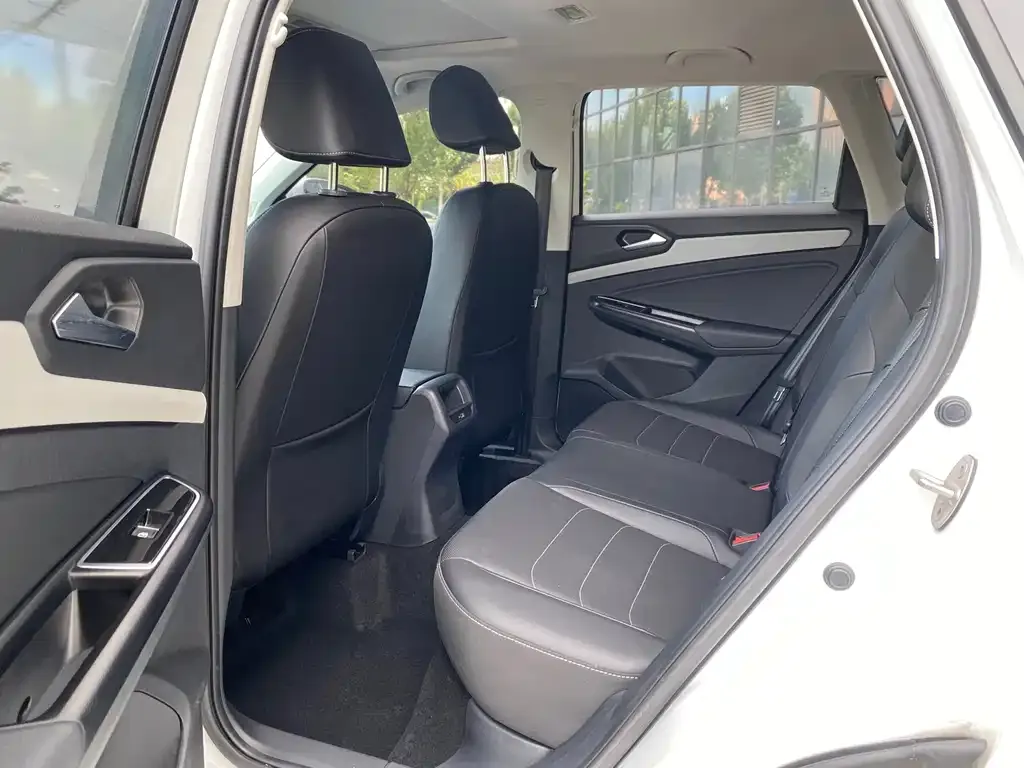 Jetta VS5 2023 из CN, фото 2