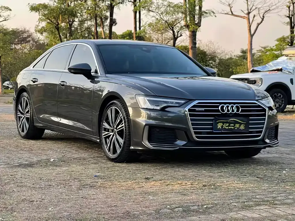 Audi A6L — фото 9