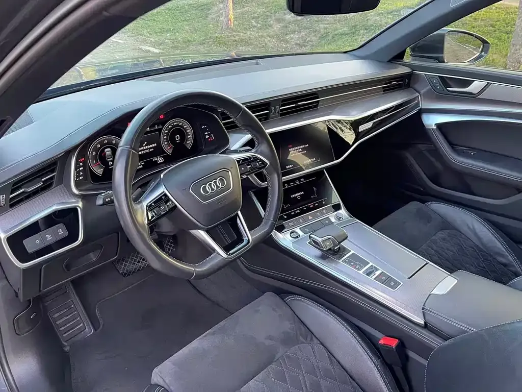 Audi A6L — фото 5
