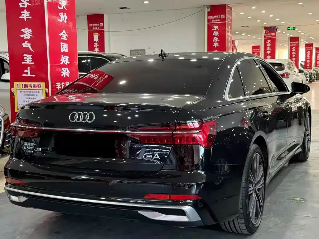 Audi A6L — фото 6