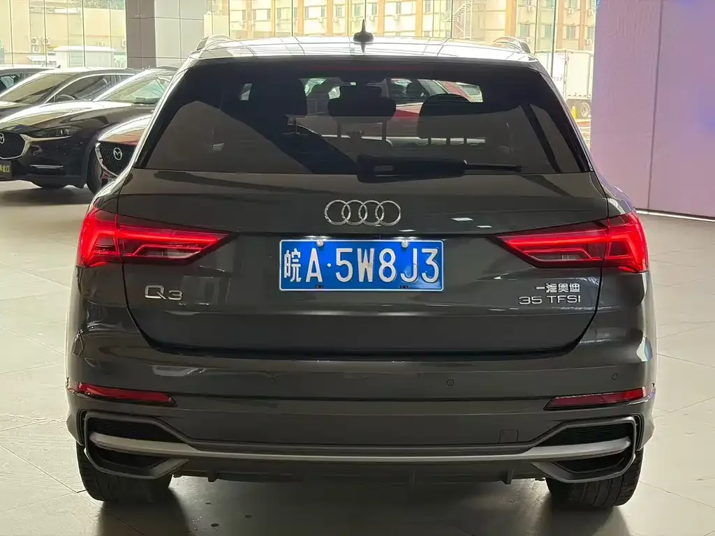 Audi Q3 — фото 5