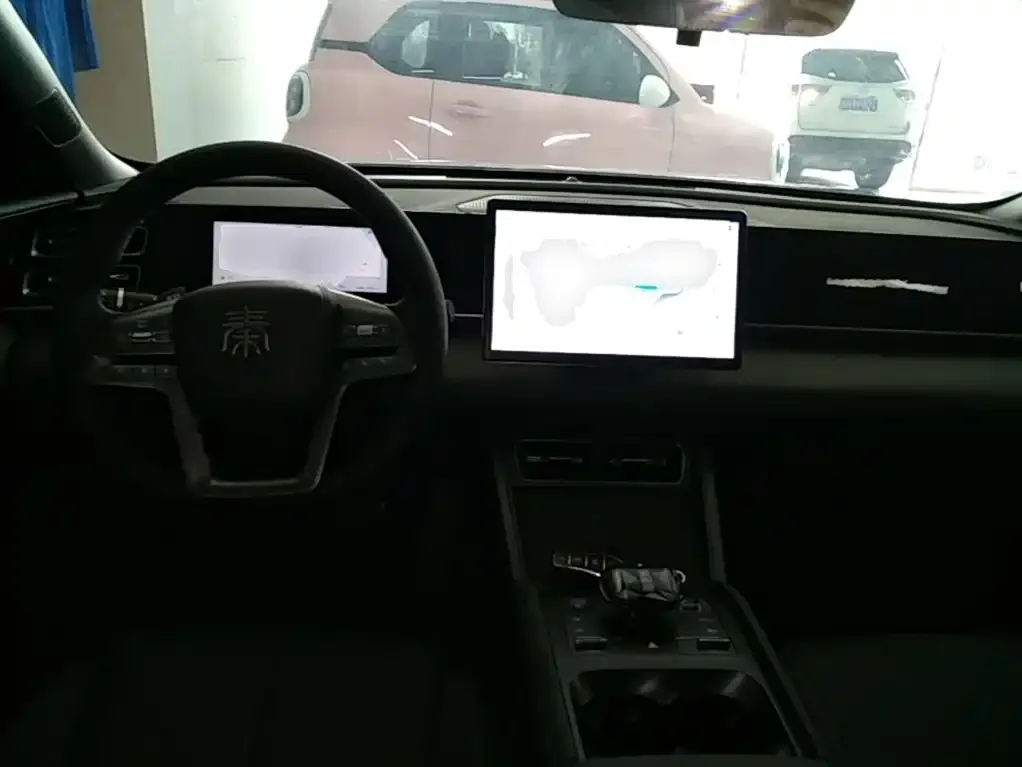 BYD Qin L — фото 4