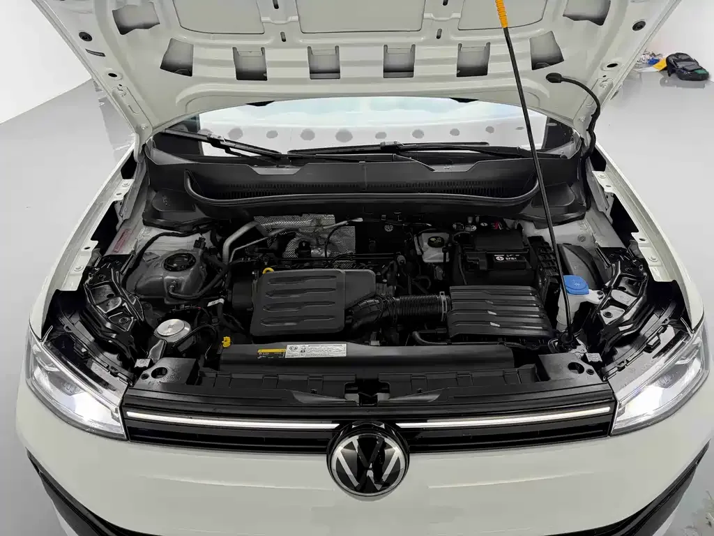Volkswagen Tharu — фото 10