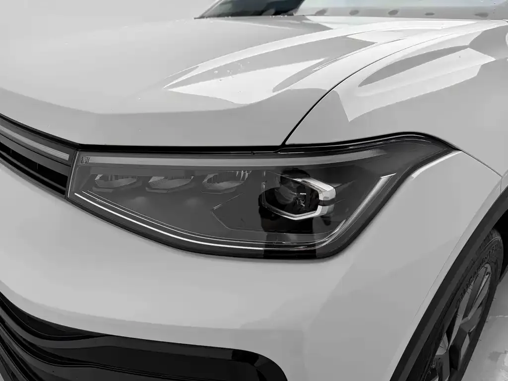 Volkswagen Tharu — фото 6